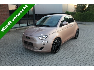 Fiat 500 La Prima 42 kWh Clima-Camera-Leder-Stoelverwarming-JBL-Pano