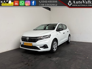 Dacia Sandero 1.0 TCe 90 Essential. Trekhaak!