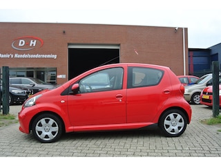Toyota Aygo 1.0-12V apk 07-08-2027 inruil mogelijk
