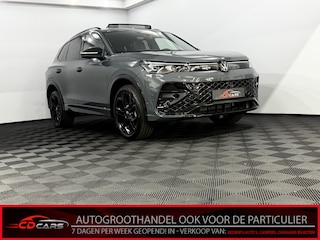 Volkswagen Tiguan 1.5 eHybrid R-Line Plug-in Panoramadak, 360 Camera, Trekhaak, Leder, Head-up display, Elektrische achterklep, Winterpakket, Memory stoelen, 2 jaar garantie