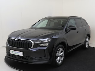 Skoda Kodiaq 1.5 TSI PHEV Tour Edition | SoH 98% | Trekhaak | Achteruitrijcamera | Bestuurdersstoel met memory | Keyless | Adaptieve cruise control | Stoelverwarming | 3-zone airco | Dodehoekdetectie | Navigatie |