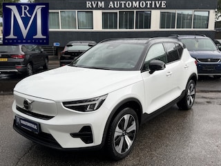 Volvo XC40 Single Motor Plus 69 kWh ELEKTRISCHE KOFFERBAK | VOLVO DEALER ONDERHOUDEN | ADAPTIVE CRUISE CONTROL | STOEL- + STUURWIELVERWARMING | CAMERA | ALL-IN PRIJS INCL. 12 MND BOVAG GARANTIE