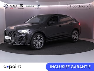 Audi Q3 45 TFSI e S Edition 245 pk S-tronic | Navigatie | Panoramadak | Trekhaak (wegklapbaar) | Parkeersensoren | Rondomzicht camera | Matrix LED koplampen | Elektr. voorstoelen | S-Line |