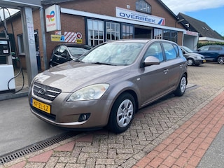 Kia Ceed Cee'd 1.4 X-ecutive