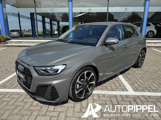 Audi A1 Sportback 30 TFSI S-Line | Autom. | LED | App-Conn. | ACC | Camera | LMV 18" | 1e eig. | Mooi !