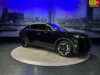 Volkswagen T-Roc 1.5 eTsi R-Line First Edition *AllSeason*ParkingPack*Keyless*Winter*