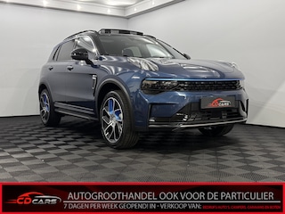 Lynk & Co 01 1.5 Pano, 360 Camera, Navi, Keyless start, Stoelverwarming, Elektrische achterklep
