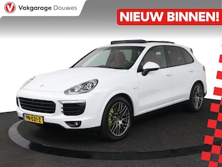 Porsche Cayenne 3.0 S E-Hybrid Platinum Edition |NAP|1e eigenaar|SportChrono|Pano|Memory