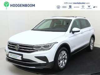Volkswagen Tiguan 1.4 TSI Elegance eHybrid | SoH 91% | Panoramadak | 360 camera | ErgoActive stoelen | Adaptieve cruise control | Lane assist | Stoel- en stuurwielverwarming | Parkeerassistent |
