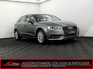 Audi A3 Sportback 1.2 TFSI Ambition Clima, Parkeersensoren, Navi, Cruise control, A start stop, Lichtmetalen velgen