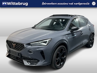 Cupra Formentor 1.4 e-Hybrid Black Edition / AUTOMAAT/ PANO/ LEER/ BEATS AUDIO/ 360 CAMERA/ PARK. SENSOREN/ MEMORY SEATS/ DODE HOEK/ KEYLESS/ STOEL-STUURVERWARM./ TRAVEL ASSIST/ ADAPT. CRUISE/ FULL LINK/ VIRTUAL COCKPIT/ NAVI/ CLIMA
