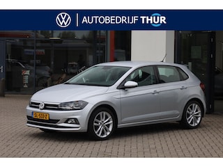 Volkswagen Polo 1.0 TSI Highline 70KW/95Pk, 17" LMV, trekhaak, navigatie, pdc voor en achter, door ons VW Dealeronderhouden en geleverd, carplay