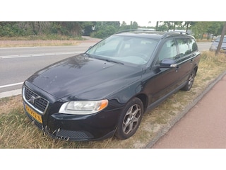 Volvo V70 2.0D Kinetic Lees opmerkingen! Handel/Export! Trekhaak Airco Lichtmetalen Velgen Cruise Control