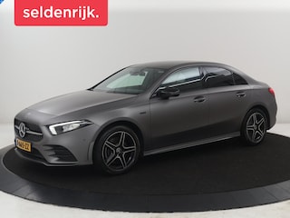 Mercedes-Benz A-klasse 250 e Business Solution AMG Limited | SOH 94,5% | Leder/alcantara | Cruise control | Stoelverwarming | Navigatie | Bluetooth | Sfeerverlichting | Camera | Park assist