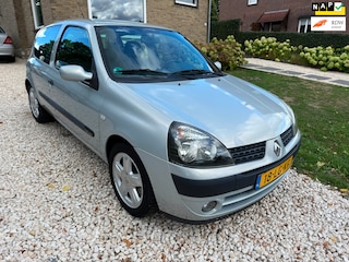 Renault Clio 1.4-16V Privilège Nwe APK&Distributie.