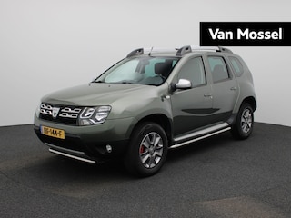 Dacia Duster 1.2 TCe 4x2 10th Anniversary | Trekhaak | Side-bars | Airconditioning | Cruise Control & Snelheidsbegrenzer | 16" LMV | Bluetooth | Privacy Glass | Orig. NL