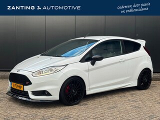 Ford Fiesta 1.6 ST2 | 100% Onderhoudshistorie | Nette ST | Maxton Design | Camera | Half Leder