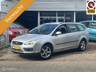 Ford Focus Wagon 1.6-16V Futura