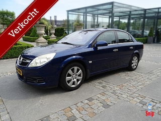 Opel Vectra 2.2-16V Cosmo Automaat Nieuwe APK!