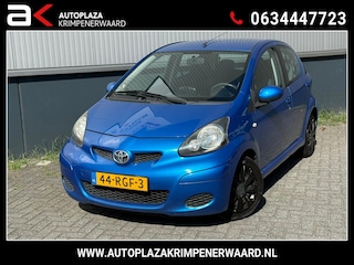 Toyota Aygo 1.0-12V Comfort Navigator Airco Elektrische Ramen Nieuwe Apk