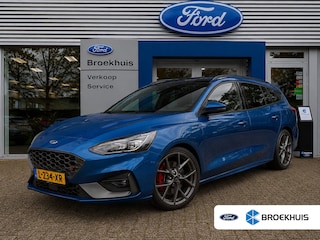 Ford Focus Wagon 2.3EB ST-3 | AUTOMAAT! | ADAPTIVE CRUISE | DEALER OH! | TREKHAAK | WINTERPACK | PANODAK | DODE HOEK | CAMERA | PARK SENS V+A