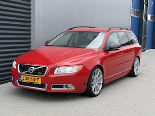 Volvo V70 2.5T R-Design - Automaat - Navi - Xenon - Leder
