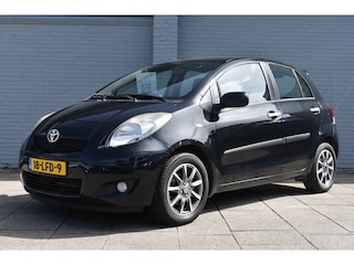 Toyota Yaris 1.3 VVTi Aspiration Automaat 100pk | Parkeersensoren achter | Airco | Elektrische ramen voor |