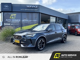 Cupra Formentor 1.4 e-Hybrid Adrenaline Geheel rijklaar incl. 12m garantie ! | Trekhaak | 18" LMV incl. 4 nieuwe all season banden  | PDC achter  en Camera | 204 pk! | Climate control | Keyless | Full LED | Navi | Dikke Hybrid!