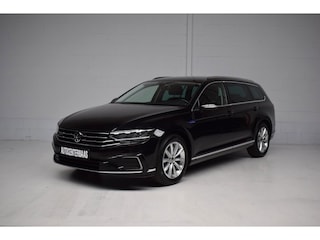 Volkswagen Passat Variant 1.4 TSI PHEV GTE Business SOH 89% / LEER / CARPLAY / TREKHAAK / CAMERA / VIRTUAL / BTW / ADAPT.CRUISE