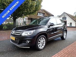 Volkswagen Tiguan 1.4 TSI Sport&Style / SCHUIFKANTEL-DAK / CRUISE / CAMERA / NAVI