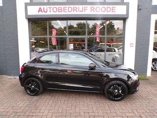 Audi A1 1.2 TFSI S edition S LINE,AIRCO,NAVI,PDC !!! ""ZONDAG OPEN ""