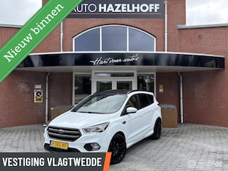 Ford Kuga 2.0 4X4 242Pk! | ST-Line | Automaat | Schuif/kanteldak | Mega Luxe! |