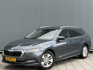 Skoda Octavia Combi BWJ 2021 | 1.5TSI 150PK Business Ed AUTOMAAT | TREKHAAK | CLIMA | NAVI | STOELVERW | PDC 2x | CRUISE | CAMERA | PRIVACY GLASS