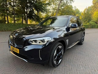 BMW iX3 High Executive SOH 96%/Trekhaak/Pano/Leer/Headup/360Camera/Harman Karbon