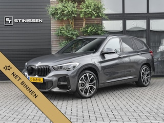 BMW X1 xDrive25e eDrive Edition M pakket Leer Pano Stoelverwarming 19 Inch Velgen