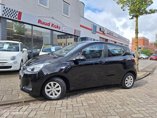 Hyundai i10 1.0i COMFORT • AIRCO • CRUISE CONTROL •