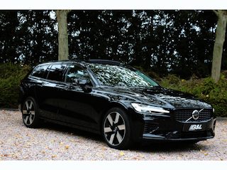 Volvo V60 2.0 T8 Plug-in hybrid AWD Aut 335kW 456Pk bj 2024 Ultra Dark Fully Loaded 1e eigenaar Full Option met maar 13666km Nieuw