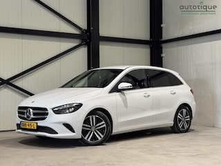 Mercedes-Benz B-klasse 250 e Business | navi | leder | trekhaak | carplay | sfeerverlichting |