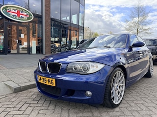 BMW 118i Business M-Sport (af fabriek)