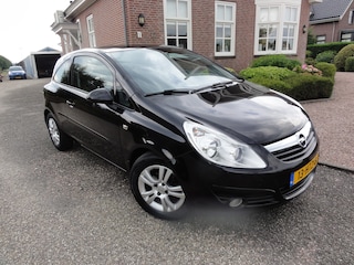 Opel Corsa 1.4-16V Business AIRCO A.P.K 08-07-2027 !!