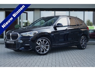 BMW X1 xDrive20i High Executive M Sport | Panoramadak | Leder | VOL |