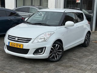 Suzuki Swift 1.2 Bandit EASSS, Trekhaak,Stoelverwarming,Airco,L.M.Velgen,Extra getint glas