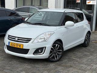 Suzuki Swift 1.2 Bandit EASSS, Trekhaak,Stoelverwarming,Airco,L.M.Velgen,Extra getint glas