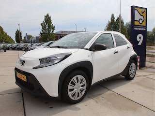 Toyota Aygo 1.0 VVT-i Lane Assist, Carplay, Airco, NL-Auto, Cruise Zomeractie!