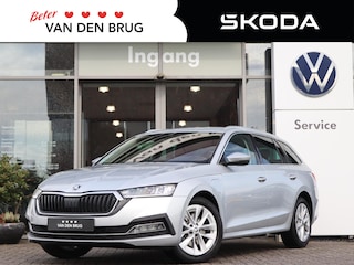 Skoda Octavia Combi 1.4 TSI 204 pk DSG iV PHEV Style | Navigatie | ACC | SmartLink | Camera | Voorstoelen met Geheugen | Stoel + Stuurverwarming |