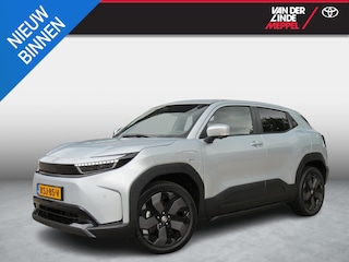 Toyota Urban Cruiser Executive 61 kWh All Seasons Panoramadak