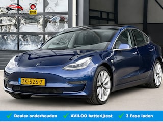 Tesla Model 3 RWD 60 kWh SOH 85,5% / Autopilot / 19'' LM ( € 1.600 ) / 3 Fase / Memory / 5X Stoelverwarming / NL Auto / 1e Eigenaar /