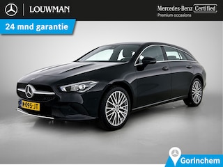 Mercedes-Benz CLA Shooting Brake 250 e Business Solution Luxury Limited Ledkoplampen | Parkeerpakket met achteruitrijcamera | Stoelverwarming | Sfeerverlichting. Inclusief 24 maanden MB Certified garantie voor Europa.
