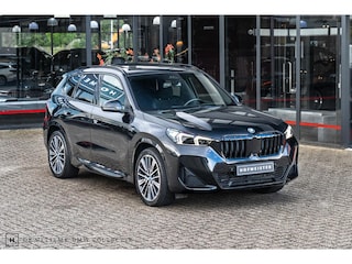 BMW X1 xDrive25e M-Sport | Pano | Head-up | 20 inch