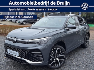 Volkswagen Tiguan Hybrid 272pk DSG R-Line (Pano,Trekhaak,Camera,Navi)